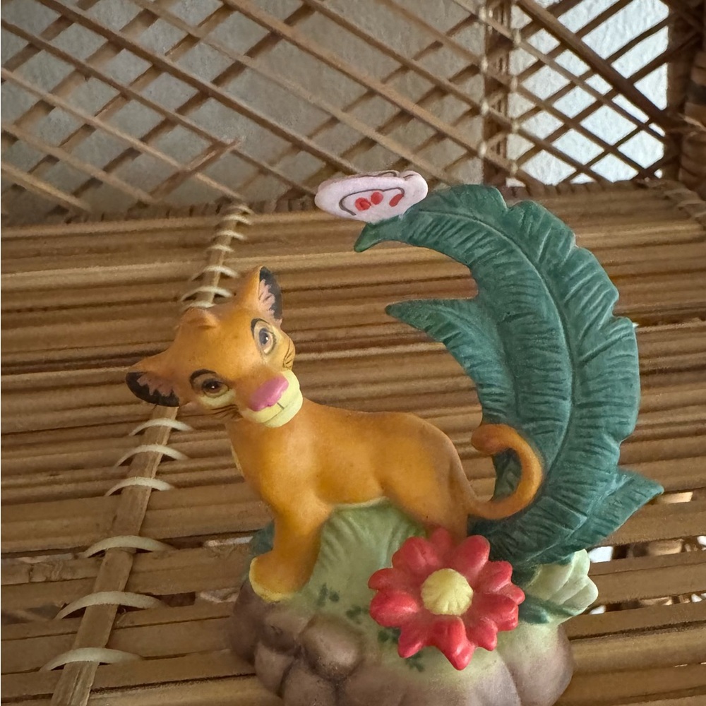 Disney Lion King Simba Ceramic Figure
